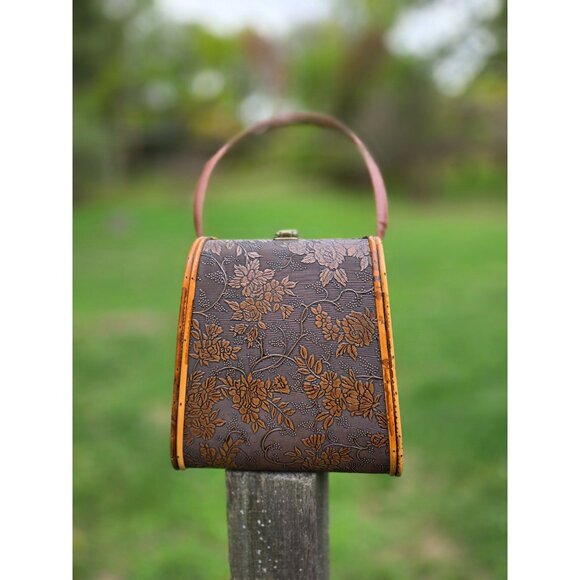 Vintage wood & bamboo basket handbag purse embossed Floral Latch Closure retro - Picture 1 of 12